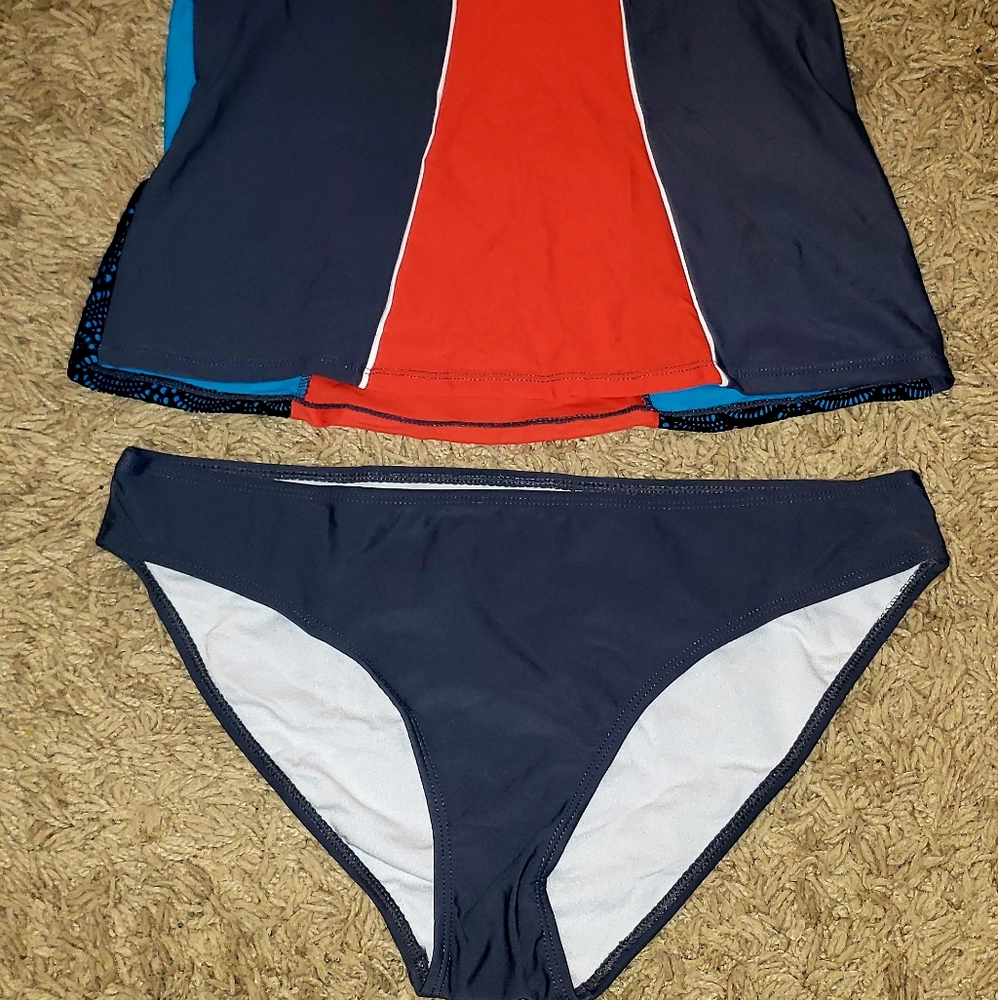 *Plus Size* 🏊‍♀️🤽‍♀️🏄‍♀️Orange Swimsuit/Bathingsuits - Picture 4 of 8